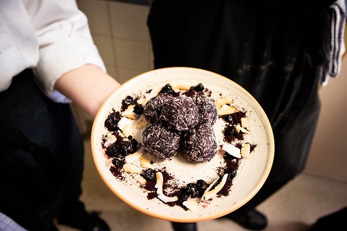 Blåbärsbollar. Foto: Josefin Lundin